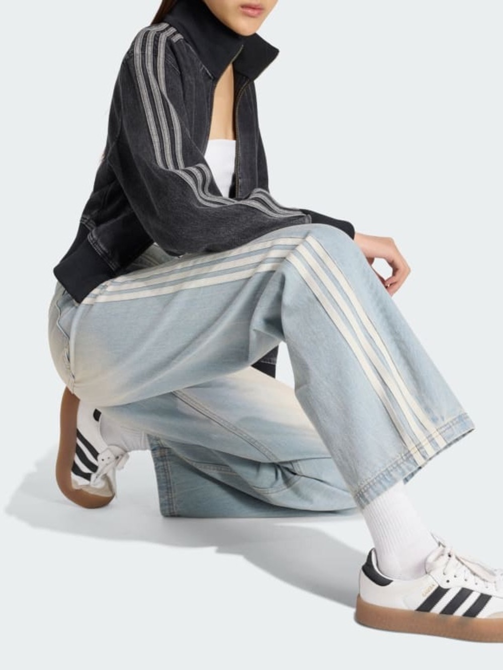 Adidas Vintage Dad Jeans Light Denim Size 27x34